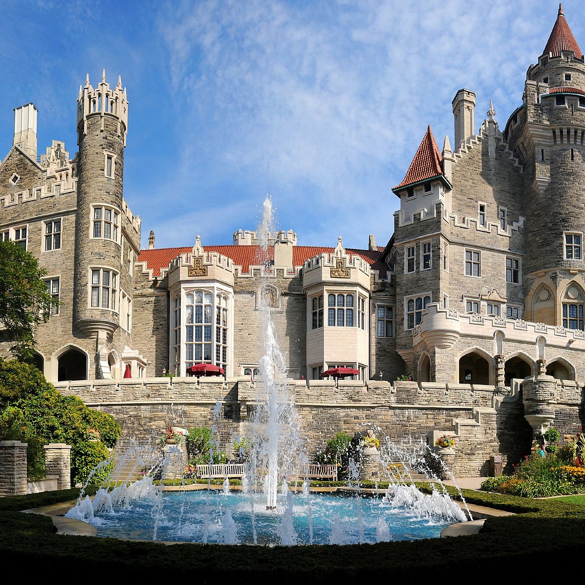 Casa Loma 